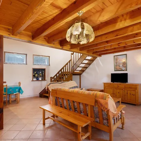 Maison De Village Le Galbe 度假居